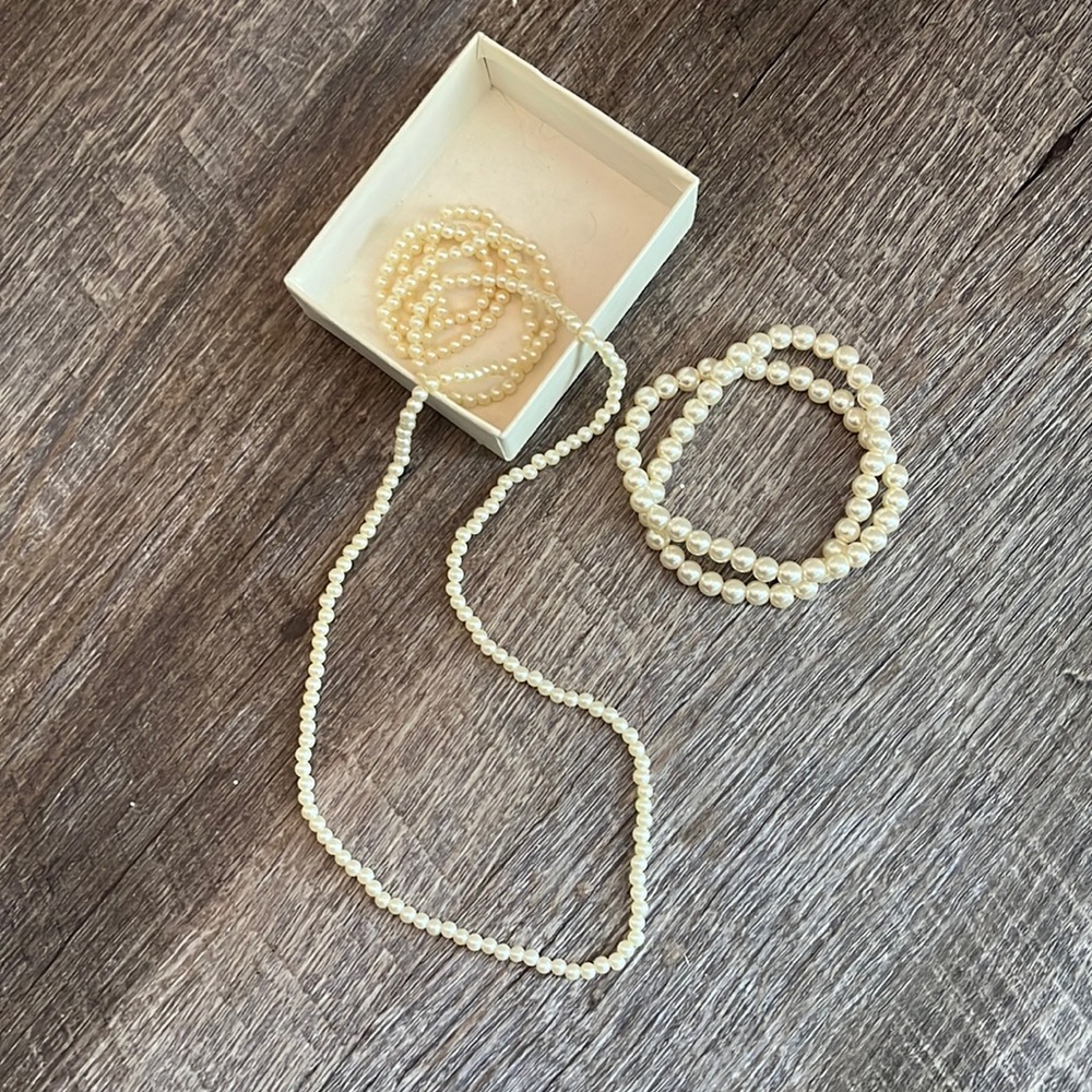 Faux Pearl Set